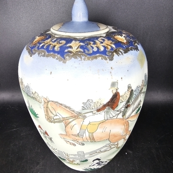 Vintage hand painted‎ Asian ginger jar/urn - Picture 4 of 9